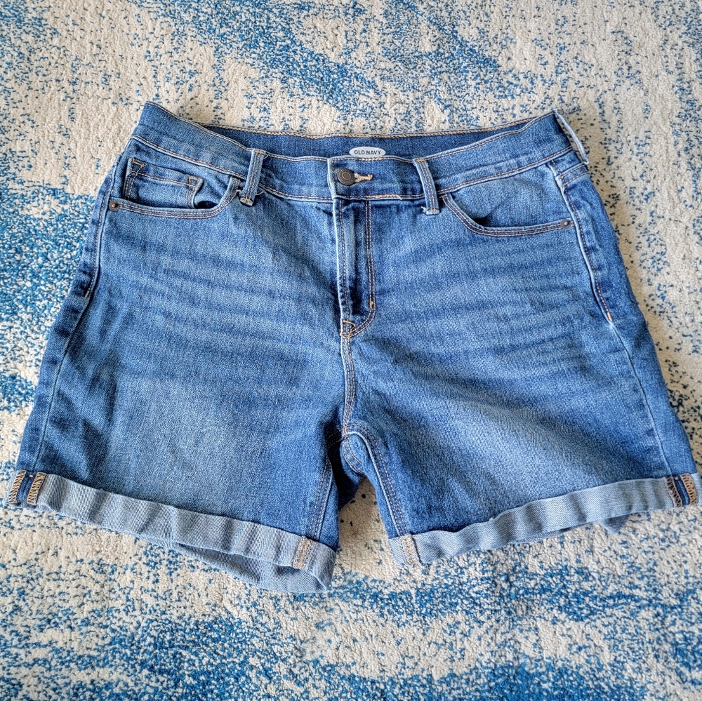 Old Navy Slim Midrise Shorts